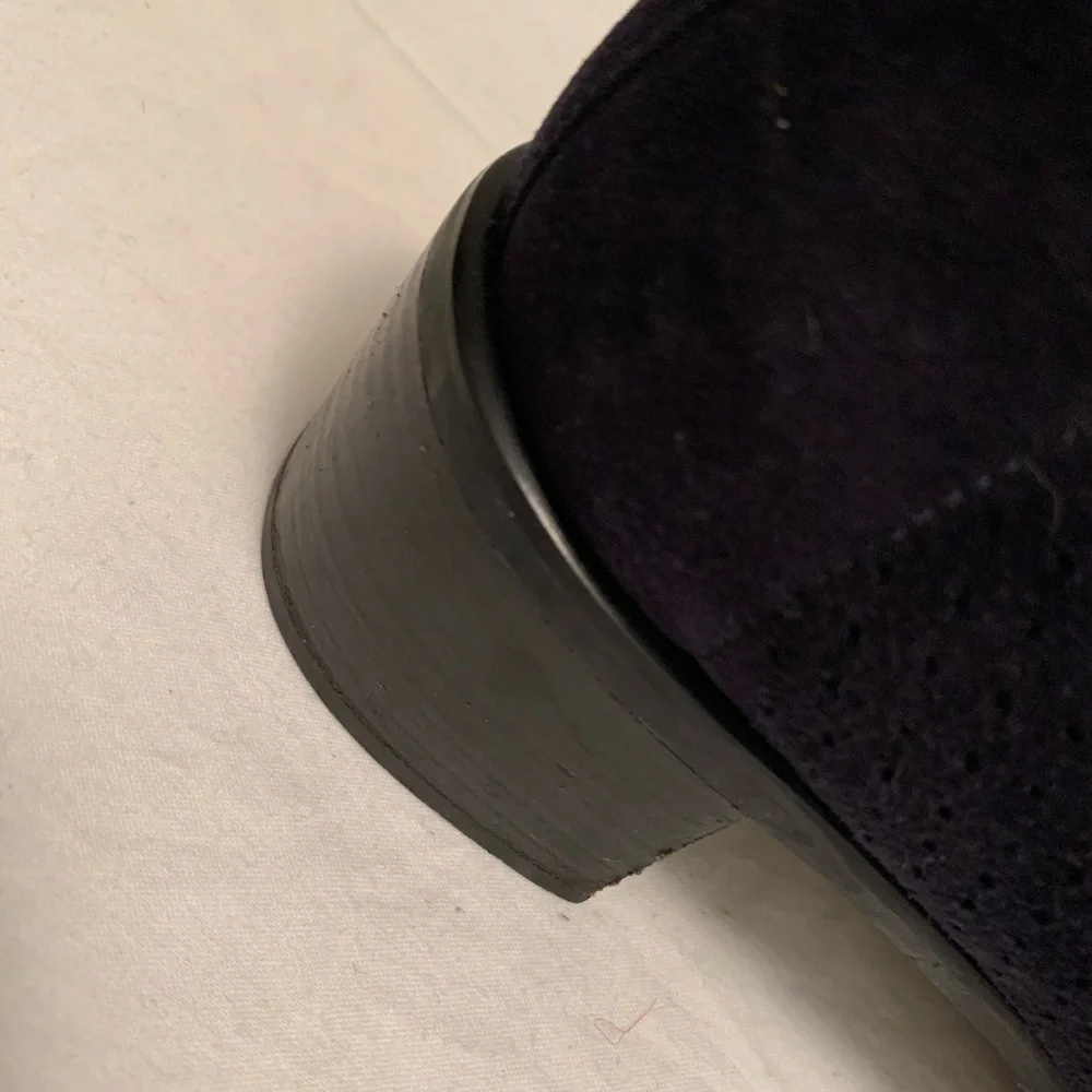 Stuart Weitzman Black Loafers Slip-Ons - 8 - Picture 6 of 7
